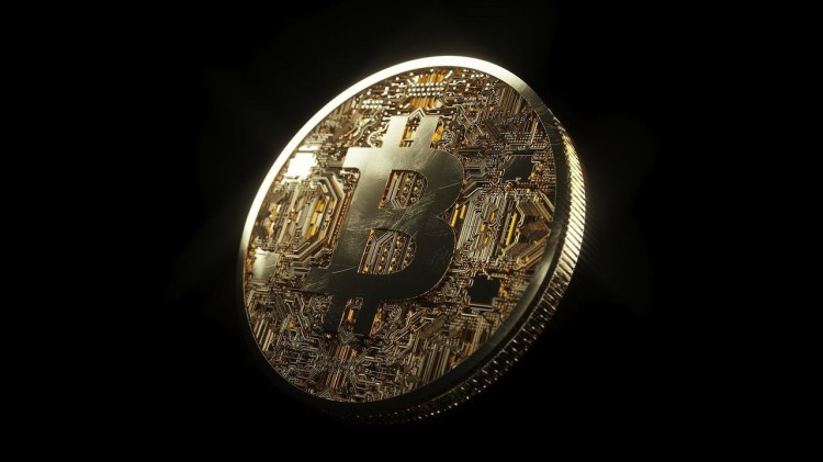 參加直播討論。